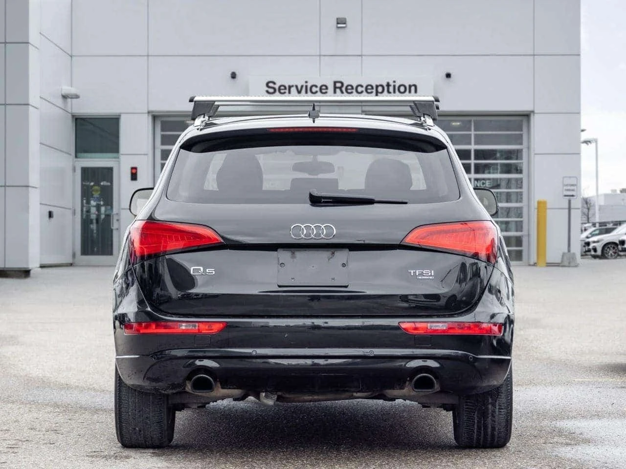 Audi Q5 * 2.0 Progressiv CLEAN CARFAX | POWER WINDOWS | SU, снимка 6 - Автомобили и джипове - 56359788