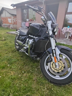 Triumph Rocket 3 - изображение 1