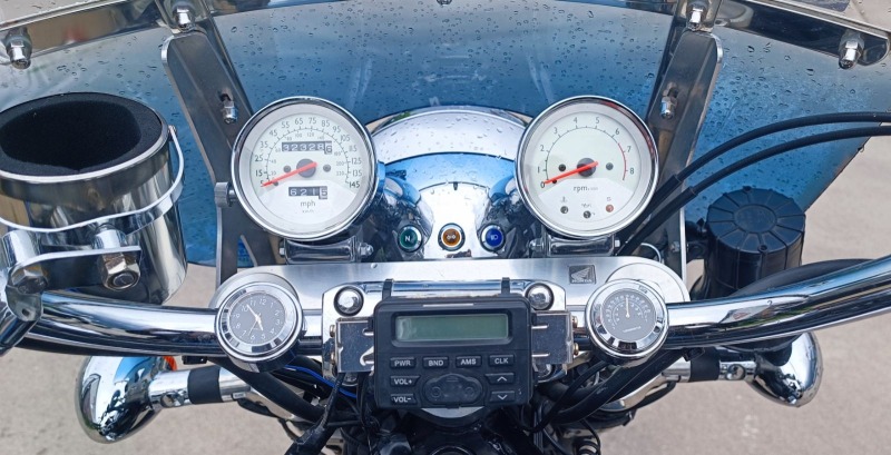 Honda Valkyrie GL1500C / F6C, снимка 11 - Мотоциклети и мототехника - 46258077