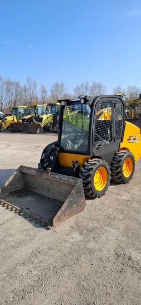 Мини челни товарачи JCB 160w, снимка 1