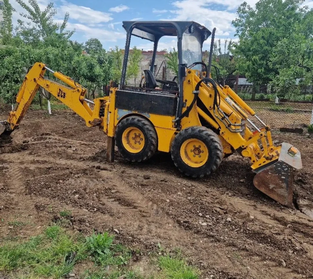 Багер JCB 1CX