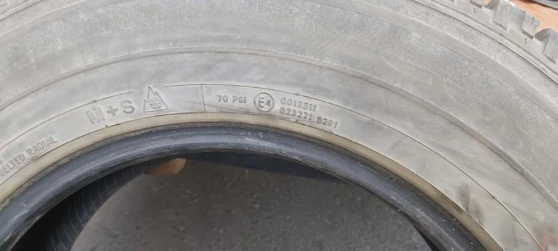 Гуми Зимни 205/75R16, снимка 7 - Гуми и джанти - 34164851