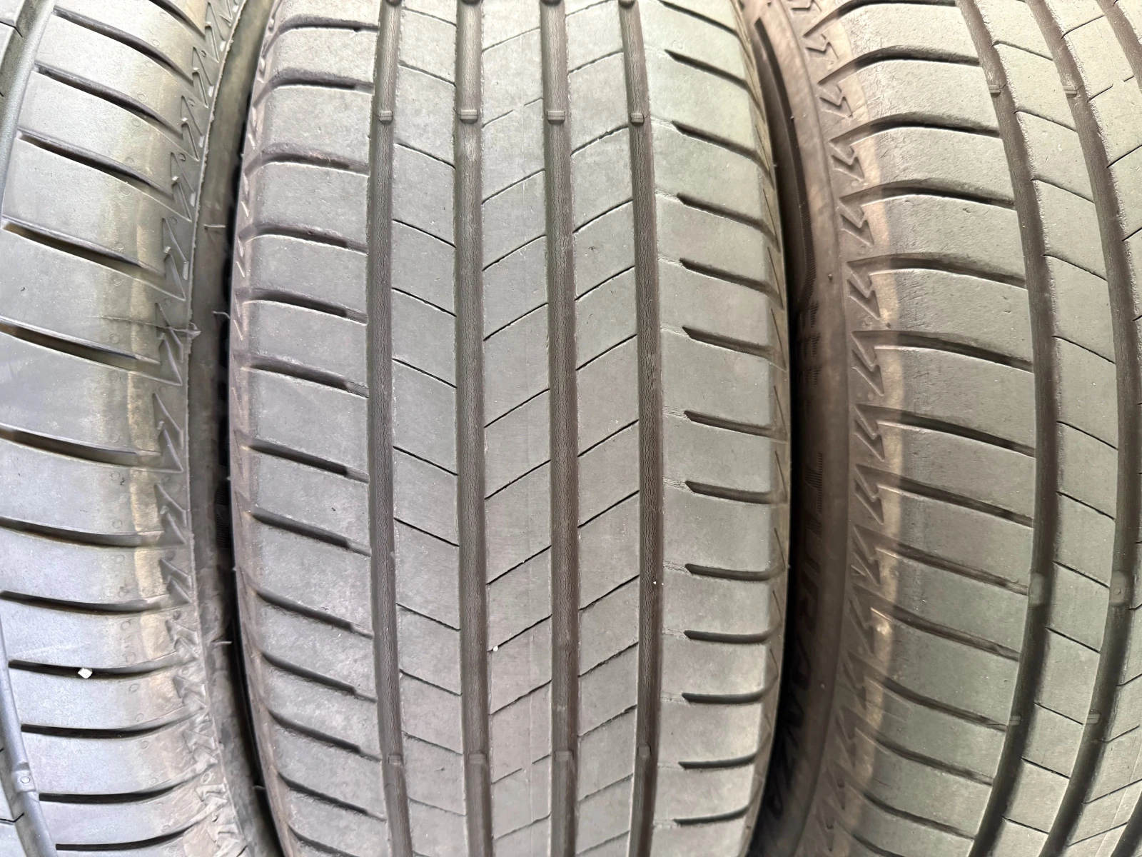Гуми Летни 195/65R15, снимка 6 - Гуми и джанти - 54673837