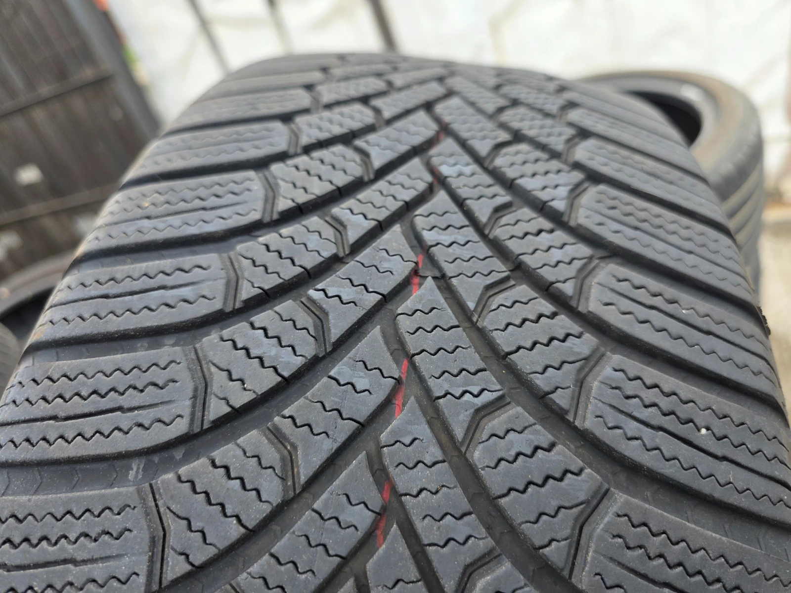 ���� 215/50R17 | Mobile.bg � ����������� 5