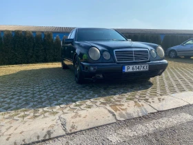 Mercedes-Benz E 250 Авангард, снимка 2