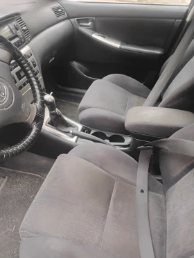 Toyota Corolla Конби, снимка 5