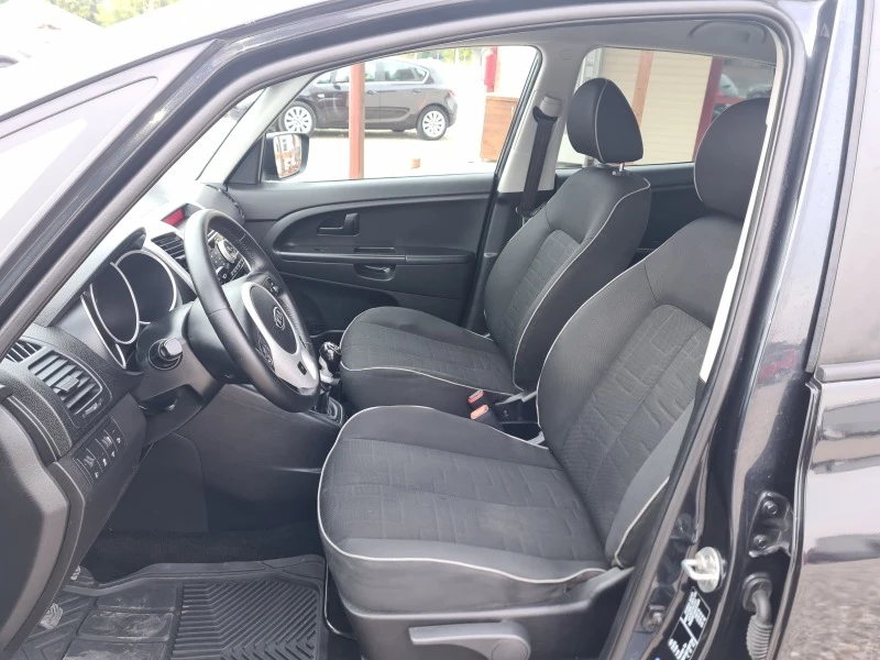 Kia Venga 1.4crdi-90ks-6sk, снимка 8 - Автомобили и джипове - 47150626