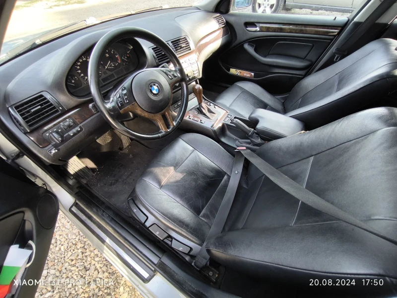 BMW 325 Xi, снимка 11 - Автомобили и джипове - 46978236