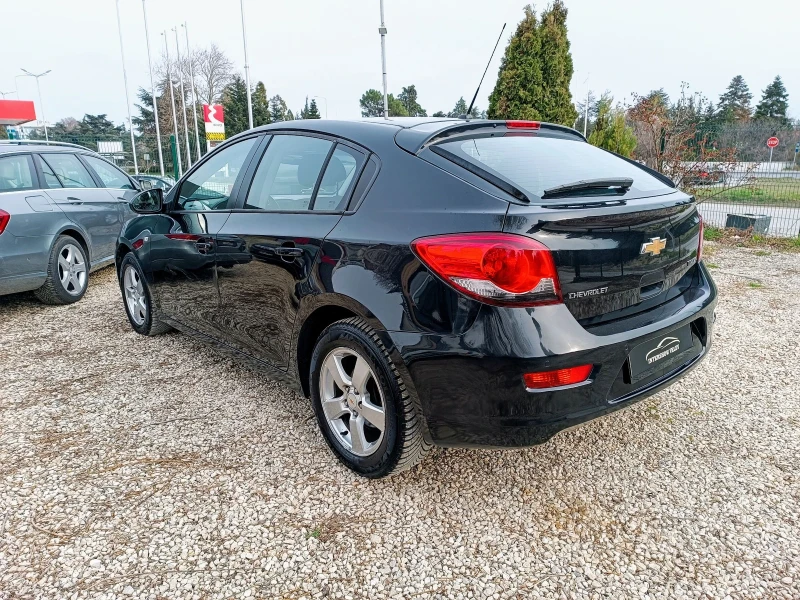 Chevrolet Cruze 1.6, снимка 2 - Автомобили и джипове - 48035681