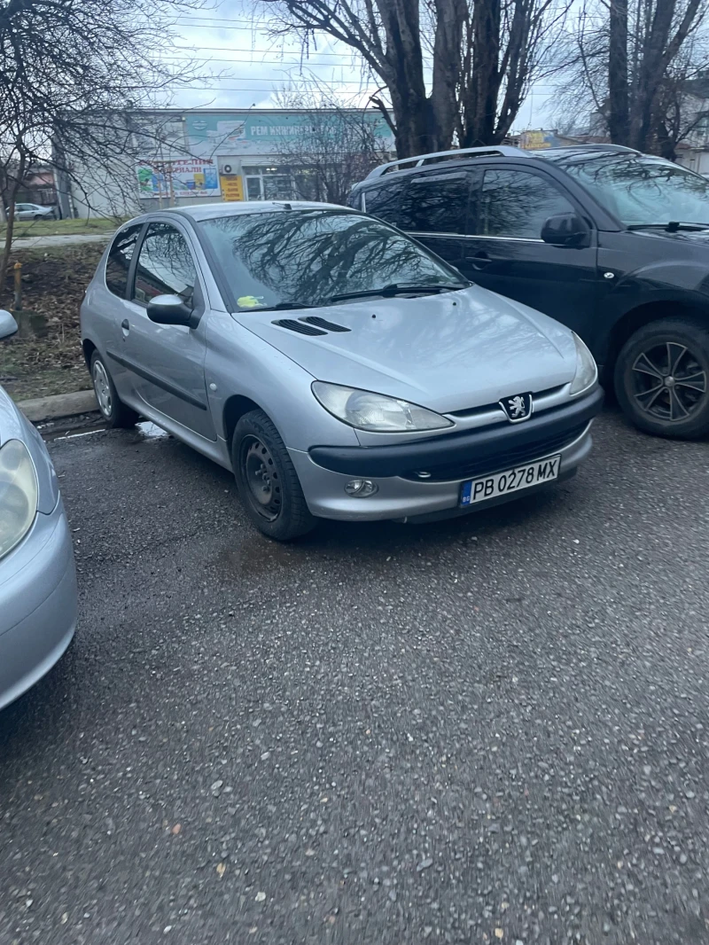 Peugeot 206, снимка 1 - Автомобили и джипове - 48296394