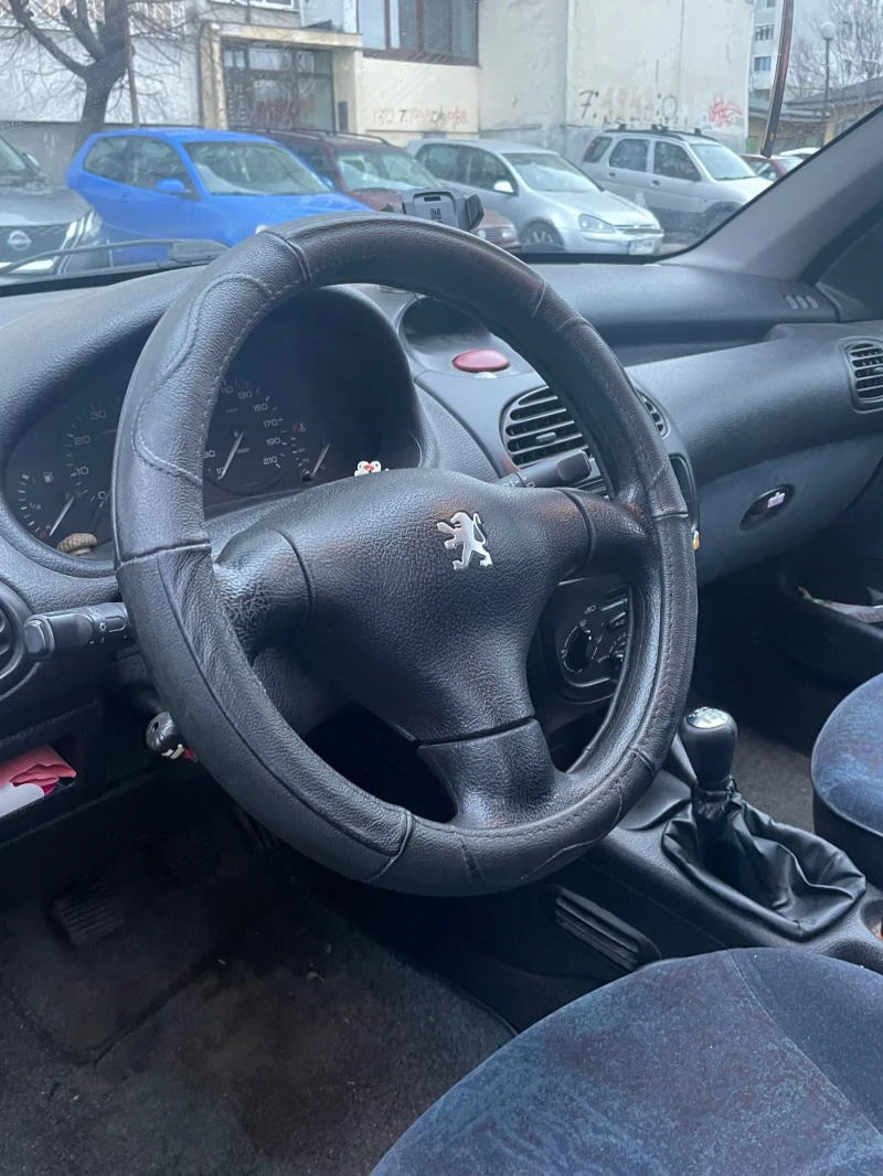 Peugeot 206, снимка 4 - Автомобили и джипове - 48296394