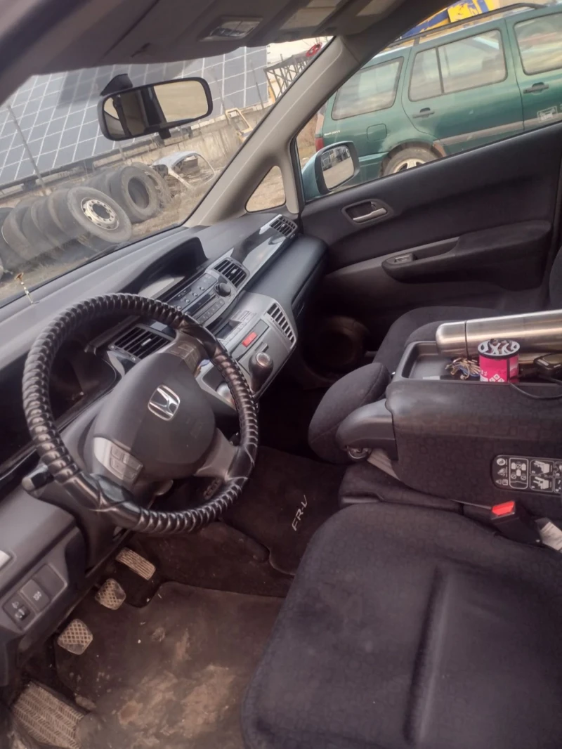 Honda Fr-v 2.2 CTDi, снимка 9 - Автомобили и джипове - 48815232