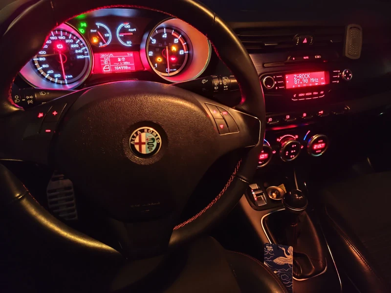 Alfa Romeo Giulietta 2.0 diesel, снимка 4 - Автомобили и джипове - 52304284