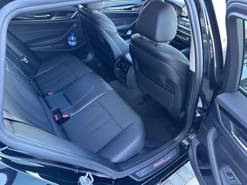BMW 520 Sport Line , снимка 13 - Автомобили и джипове - 52181927