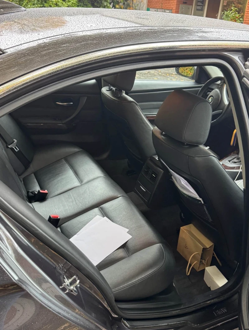 BMW 330, снимка 6 - Автомобили и джипове - 52337762