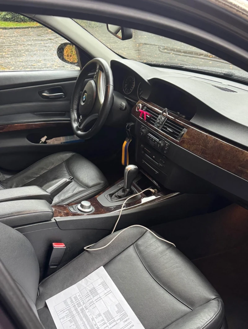 BMW 330, снимка 5 - Автомобили и джипове - 52337762