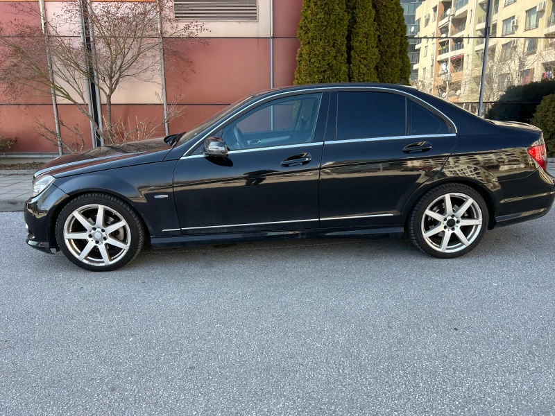 Mercedes-Benz C 200 AMG pack Harman / Kardon, снимка 5 - Автомобили и джипове - 52435079