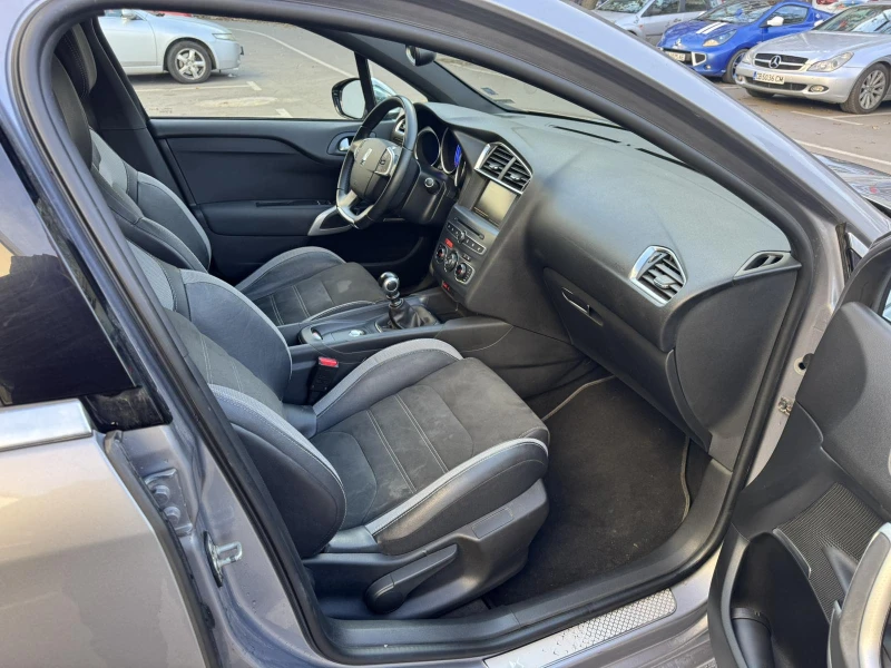 DS DS 4, снимка 10 - Автомобили и джипове - 52525257