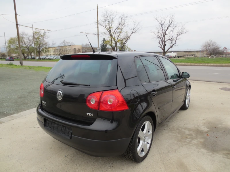 VW Golf 1.9 TDI, снимка 5 - Автомобили и джипове - 52709071