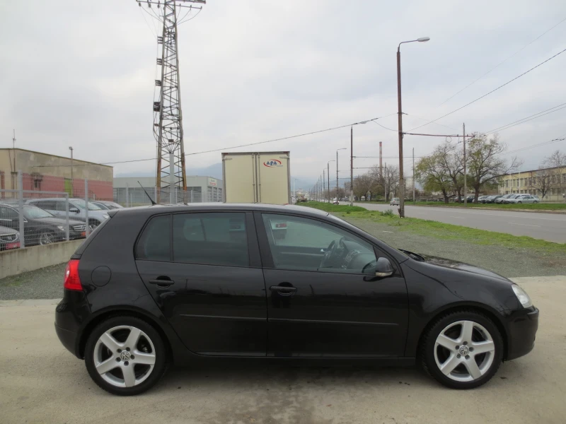 VW Golf 1.9 TDI, снимка 4 - Автомобили и джипове - 52709071