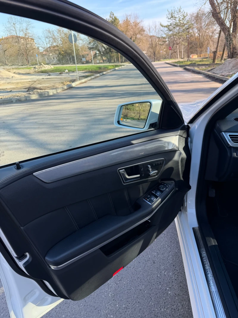 Mercedes-Benz E 350 W212 facelift DIST, Memory. SilverStar история, снимка 9 - Автомобили и джипове - 52835367