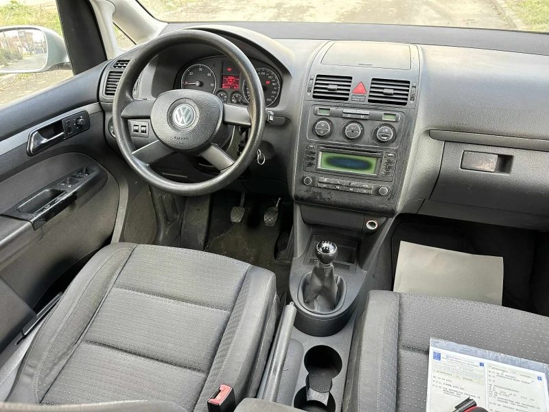 VW Touran 1.9TDI , 105 к.с. (BKC), снимка 7 - Автомобили и джипове - 53016539