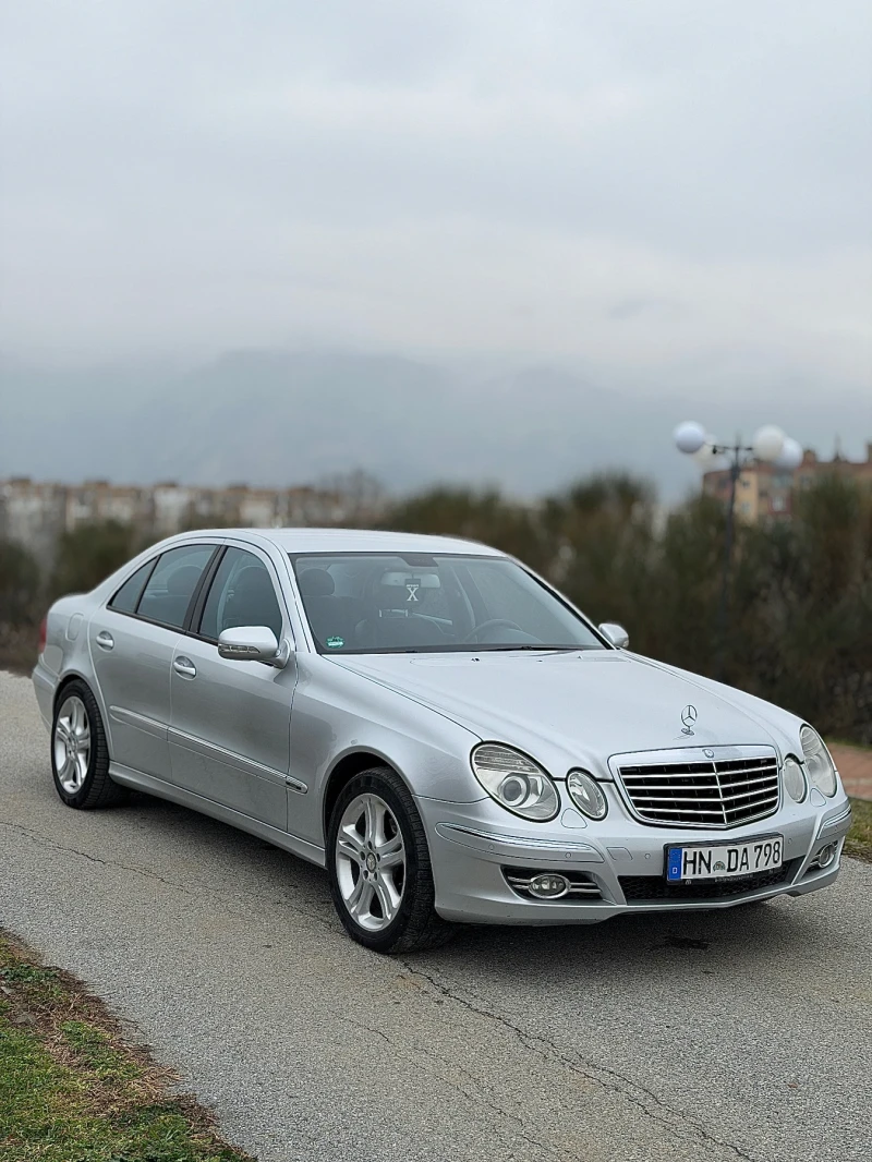Mercedes-Benz E 320 3.0 V6, снимка 2 - Автомобили и джипове - 53213275