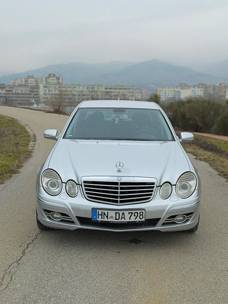 Mercedes-Benz E 320 3.0 V6, снимка 4 - Автомобили и джипове - 53213275