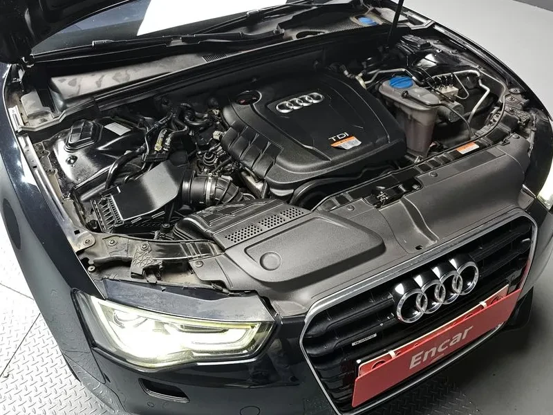 Audi A5 2.0 TDI Quattro, снимка 6 - Автомобили и джипове - 54551494