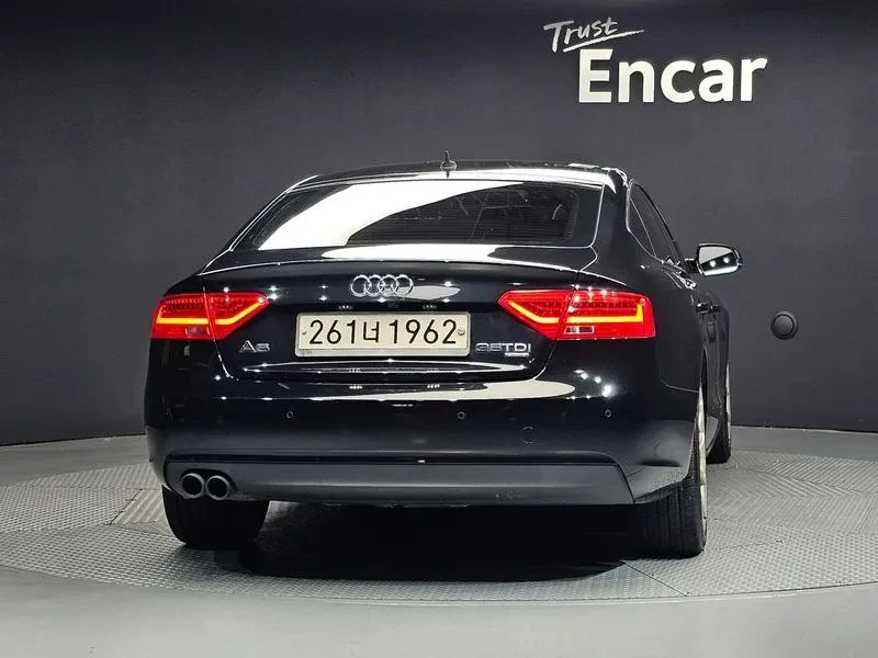 Audi A5 2.0 TDI Quattro, снимка 4 - Автомобили и джипове - 54551494