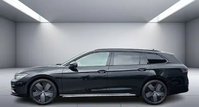 VW Passat Variant 2.0 TSI 4Motion = R-Line = Гаранция, снимка 4 - Автомобили и джипове - 55050291