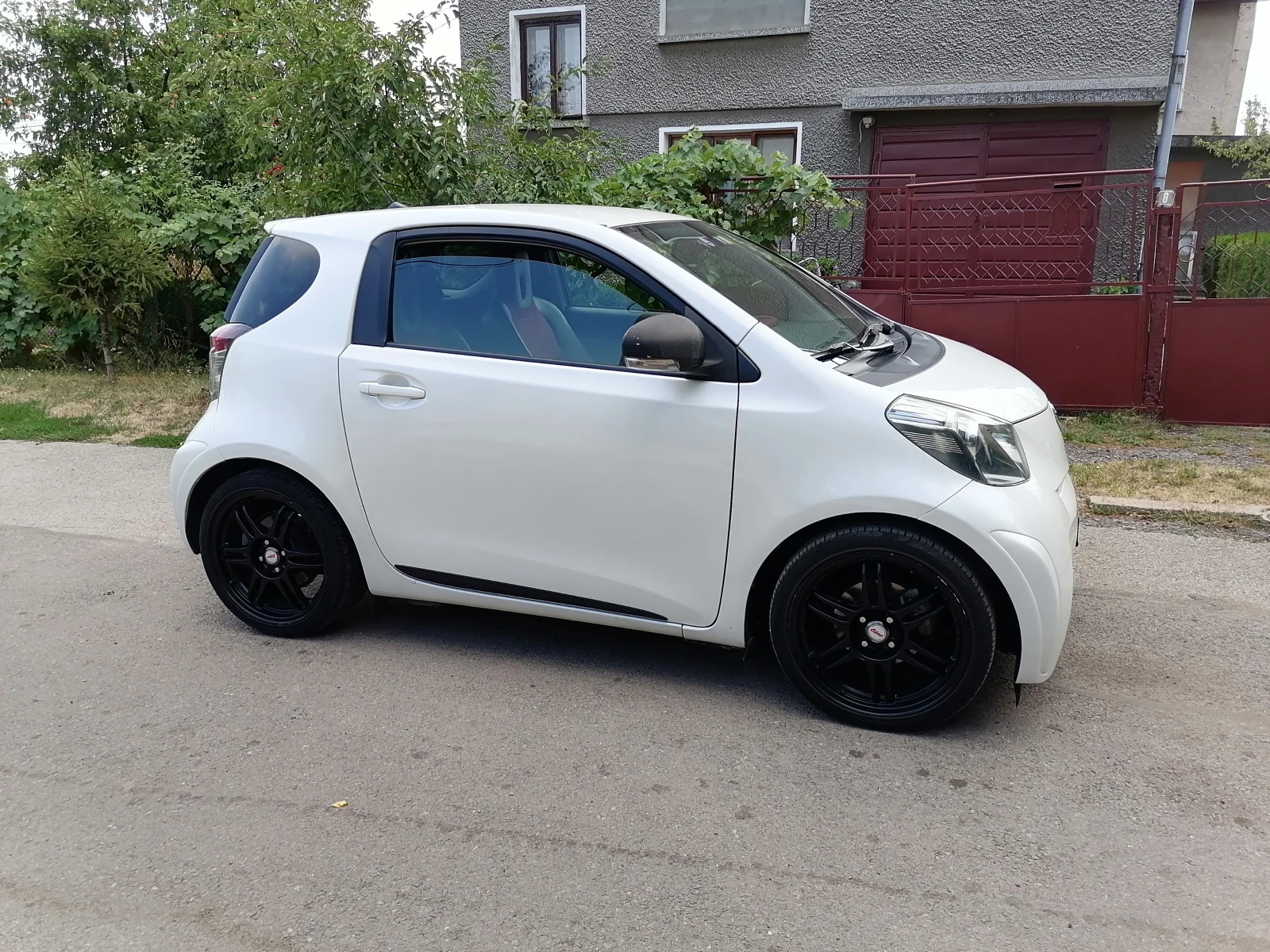 Toyota IQ 1.33 98 KC evro 5B - изображение 4