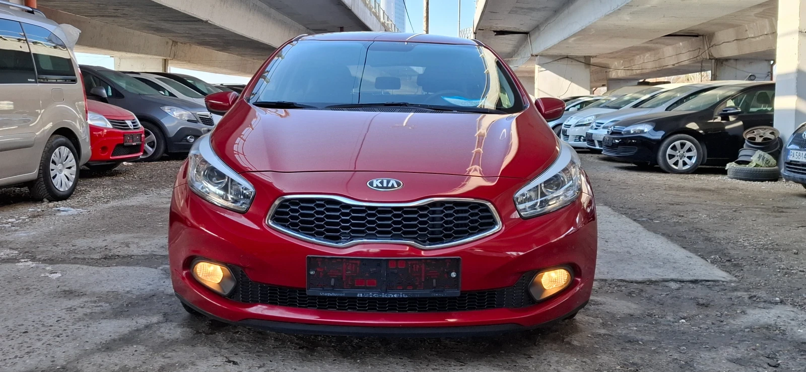 Kia Ceed 1.4 Crdi90kc Автопилот БОРДО ПЕРЛА! - изображение 2