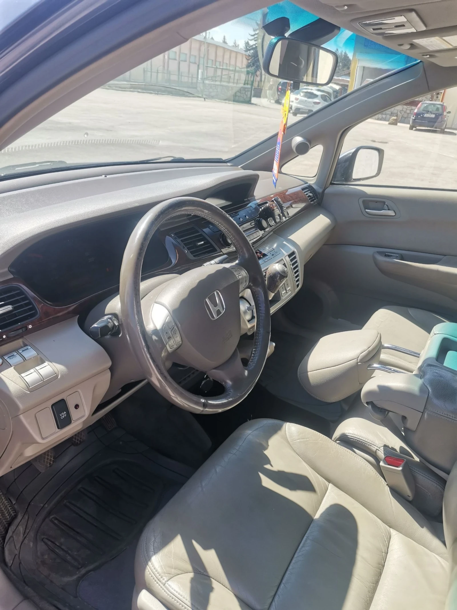 Honda Fr-v  - изображение 8