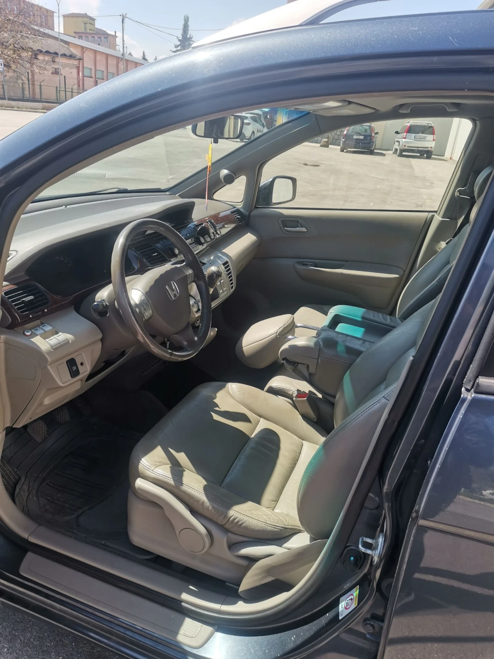 Honda Fr-v  - изображение 7