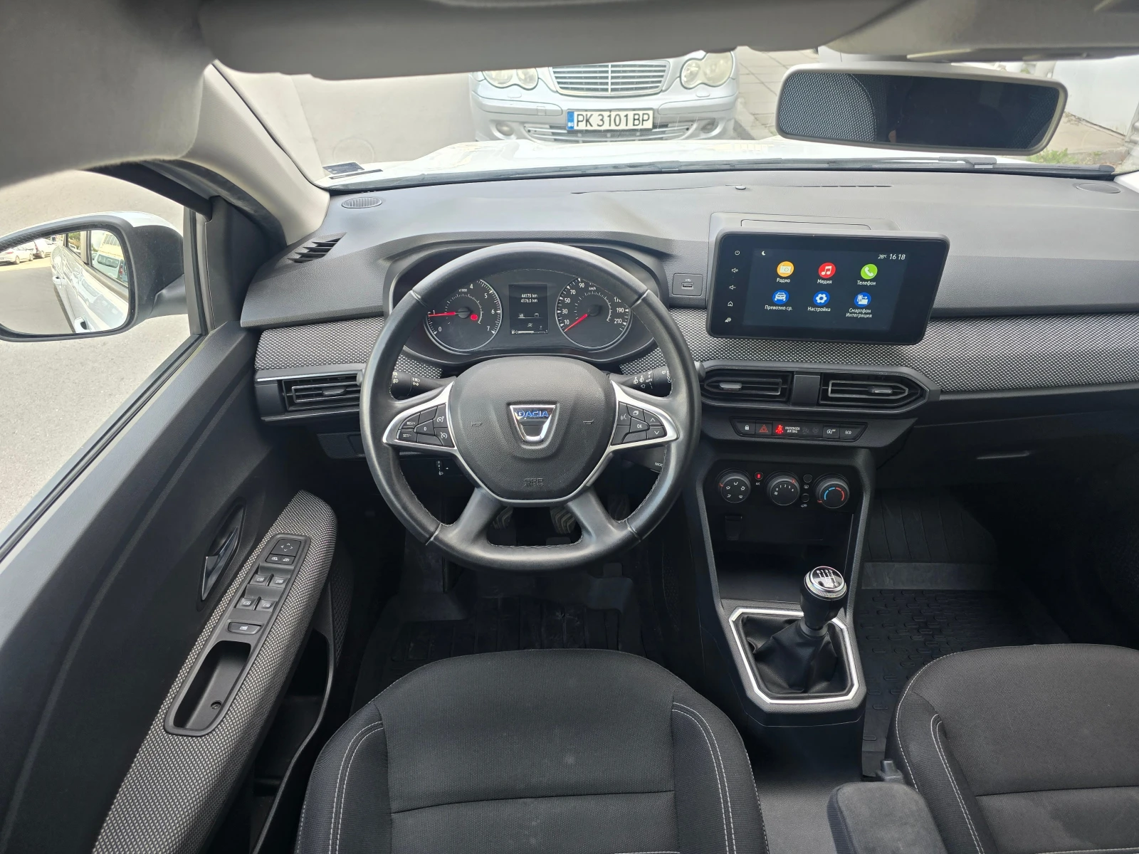 Dacia Jogger 1.0 Tce - изображение 10