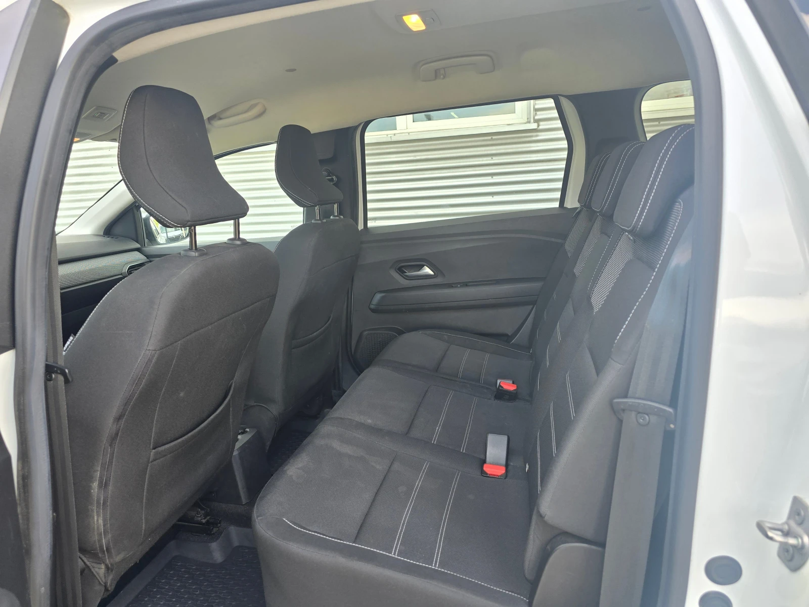 Dacia Jogger 1.0 Tce - изображение 7