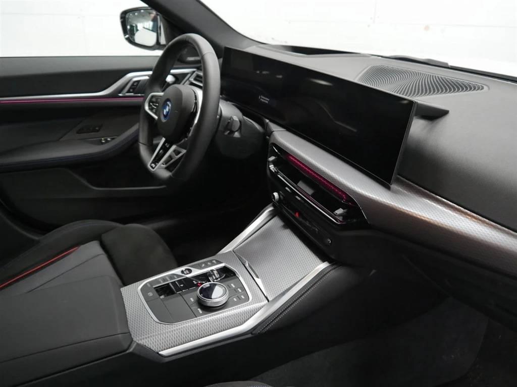BMW i4 xDrive40 Gran Coupe - изображение 6