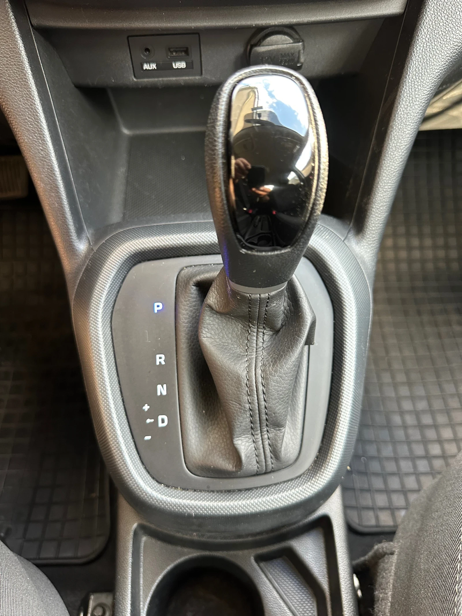 Hyundai I10  FaceLift* АВТОМАТИК * 1-СОБТВЕНИК* ПАРКТРОНИК* ТО - изображение 9