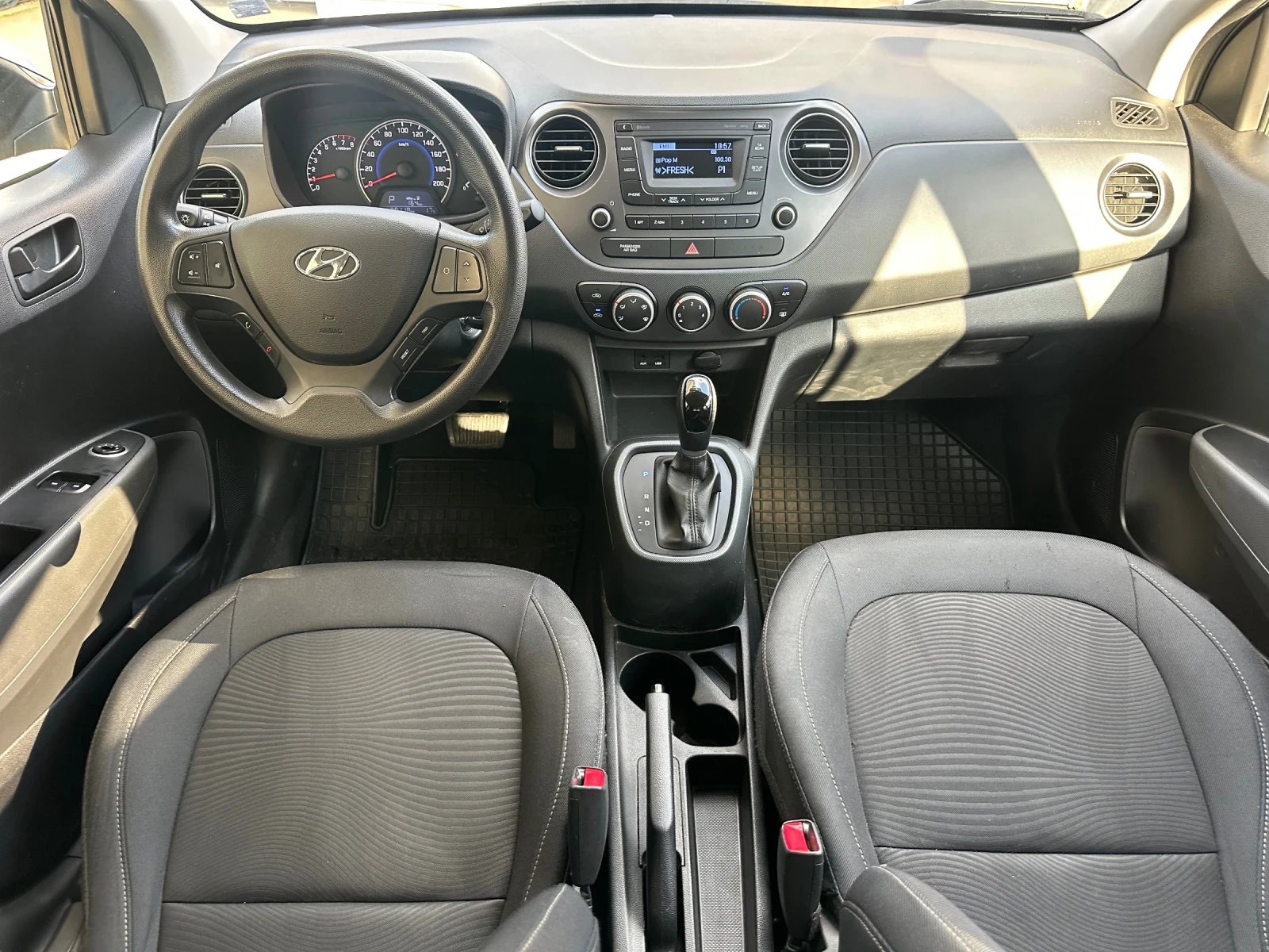 Hyundai I10  FaceLift* АВТОМАТИК * 1-СОБТВЕНИК* ПАРКТРОНИК* ТО - изображение 10