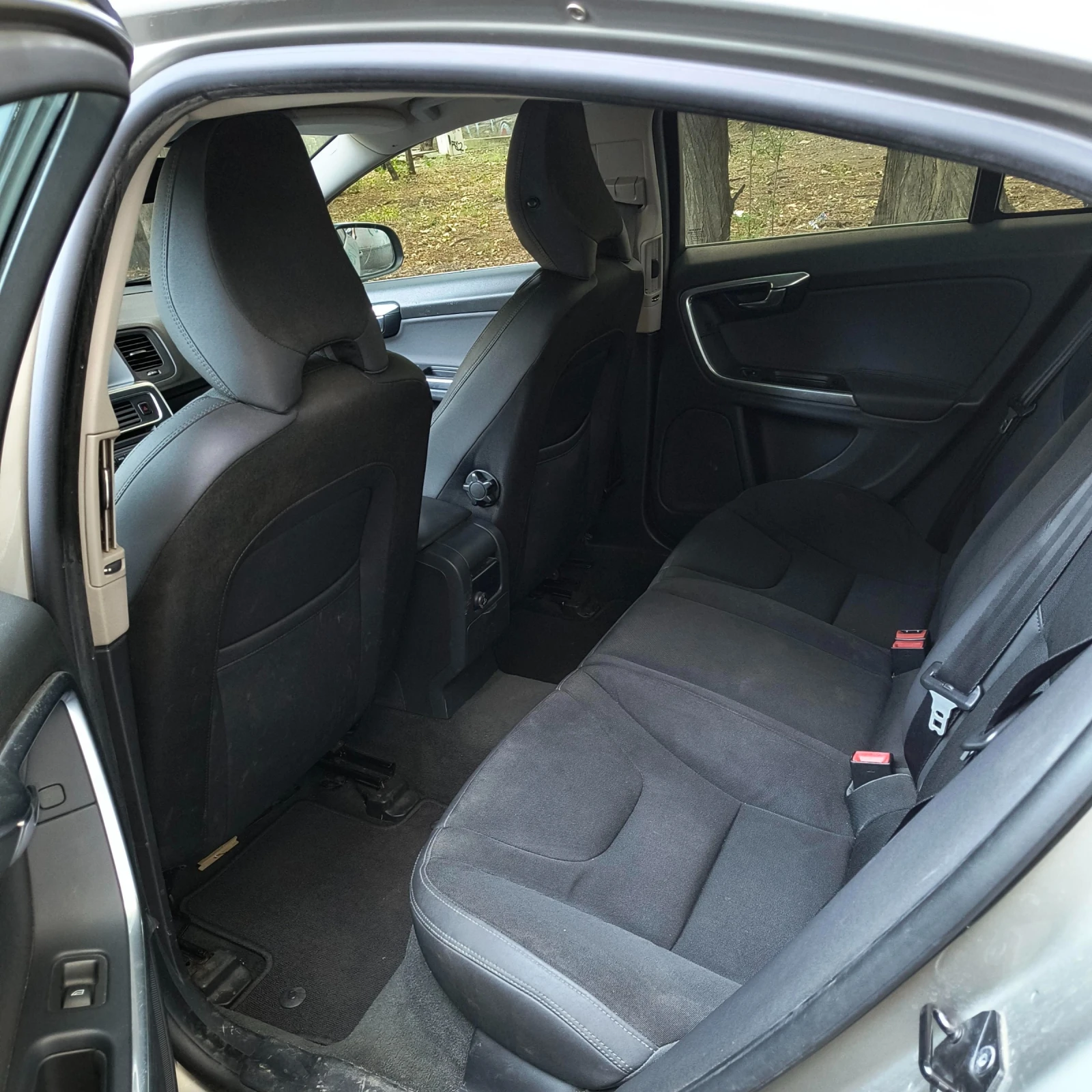 Volvo S60 T4 - изображение 9