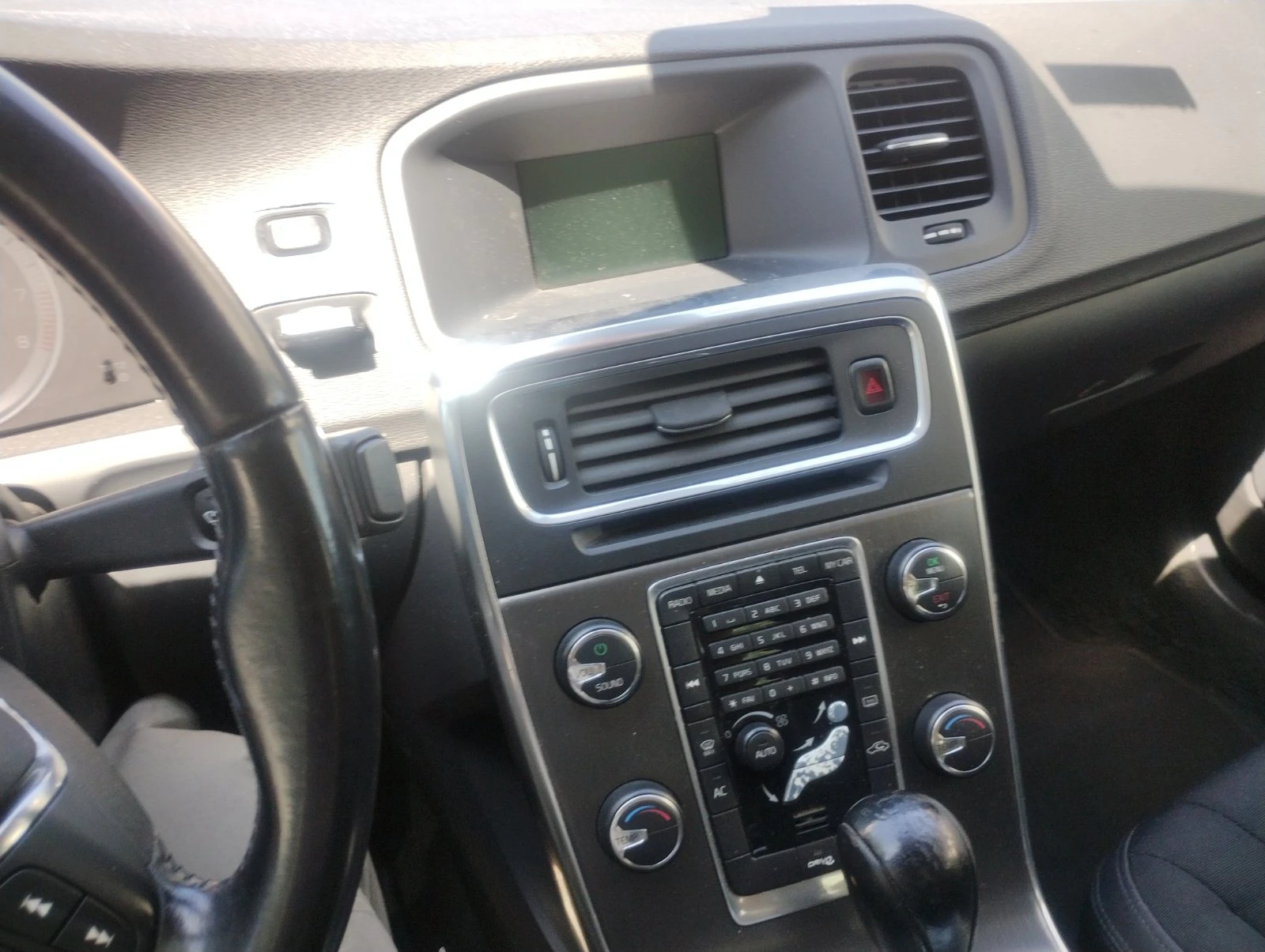 Volvo S60 T4 - изображение 7