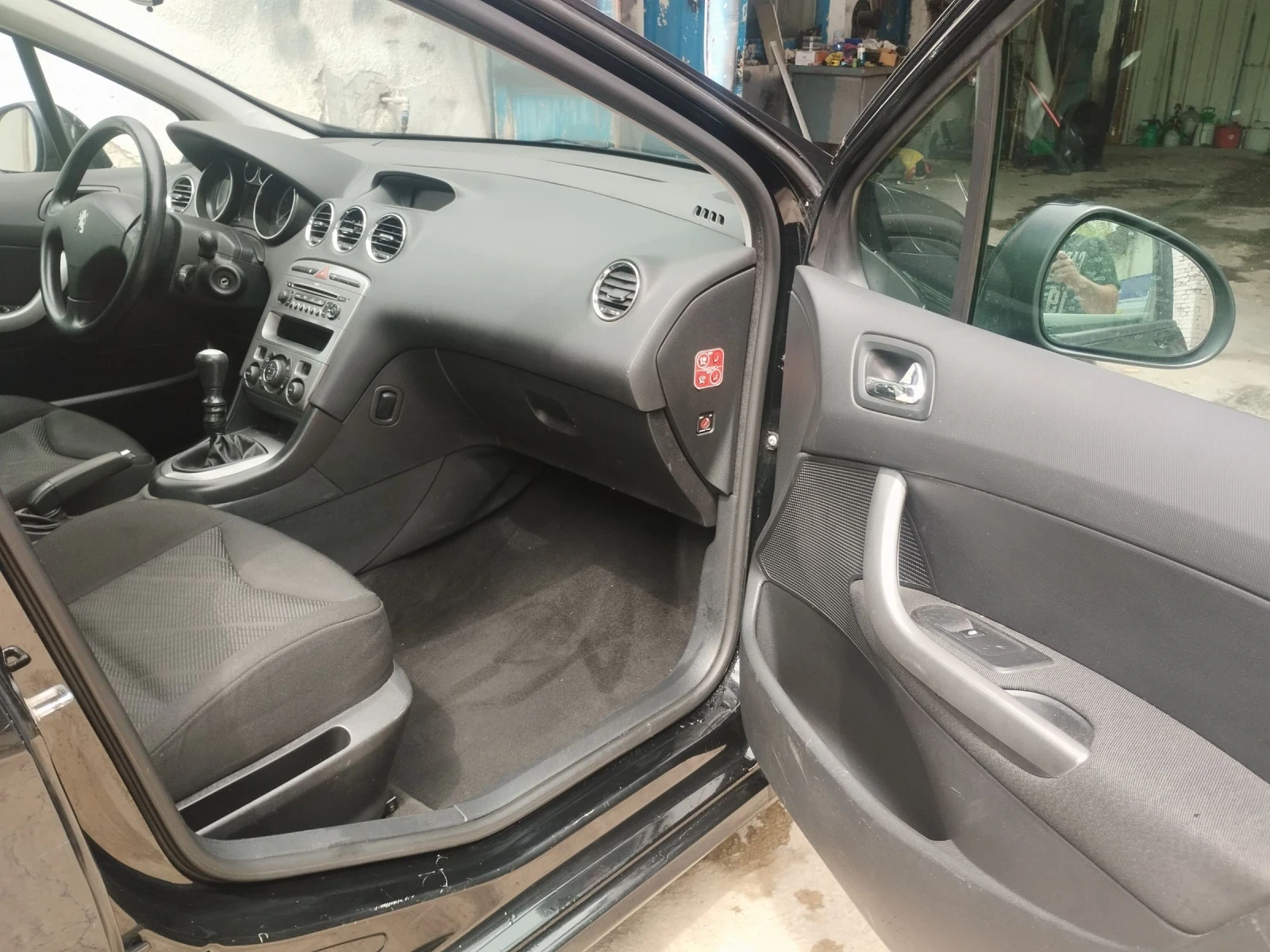 Peugeot 308 1, 6HDI 90kc - изображение 10