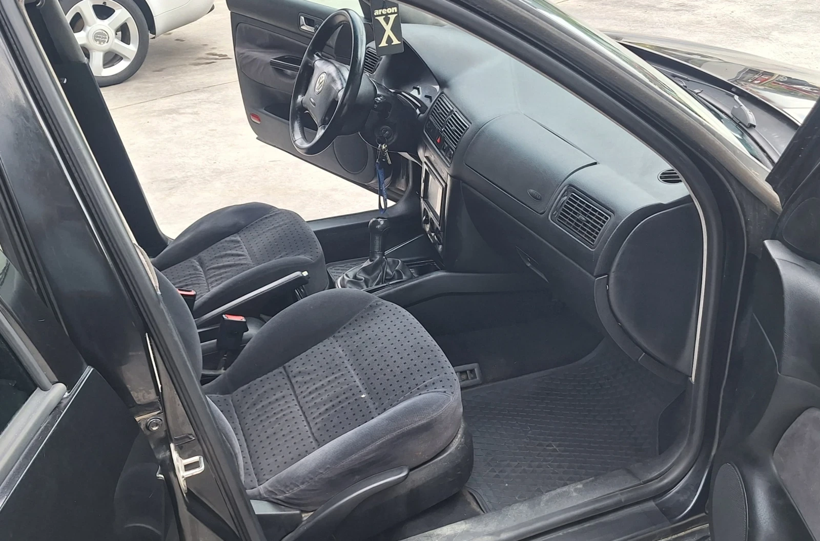 VW Golf  - изображение 10