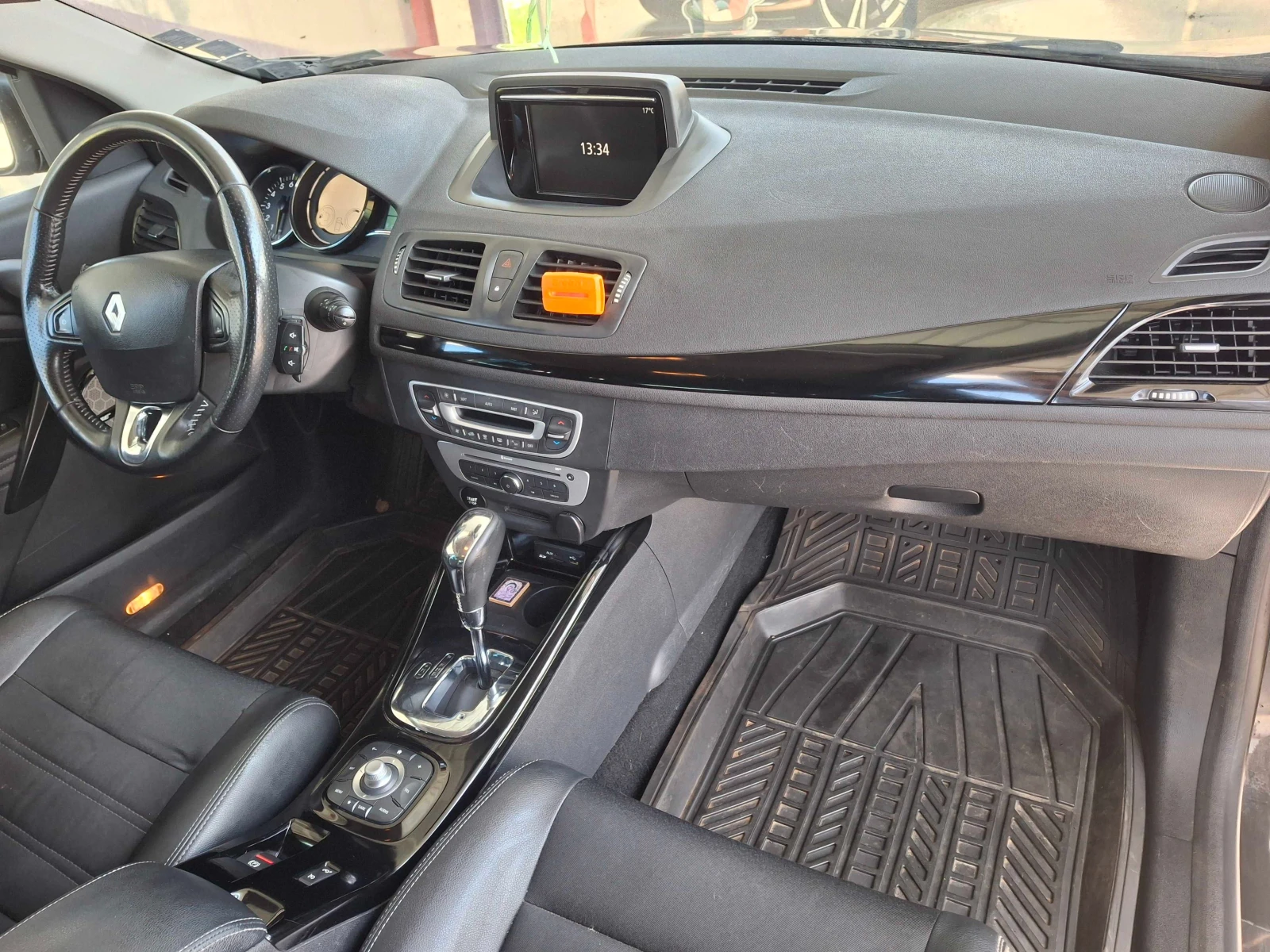 Renault Megane , Facelift, Bose Edition, Navi, 16V, SWIS | Mobile.bg   15