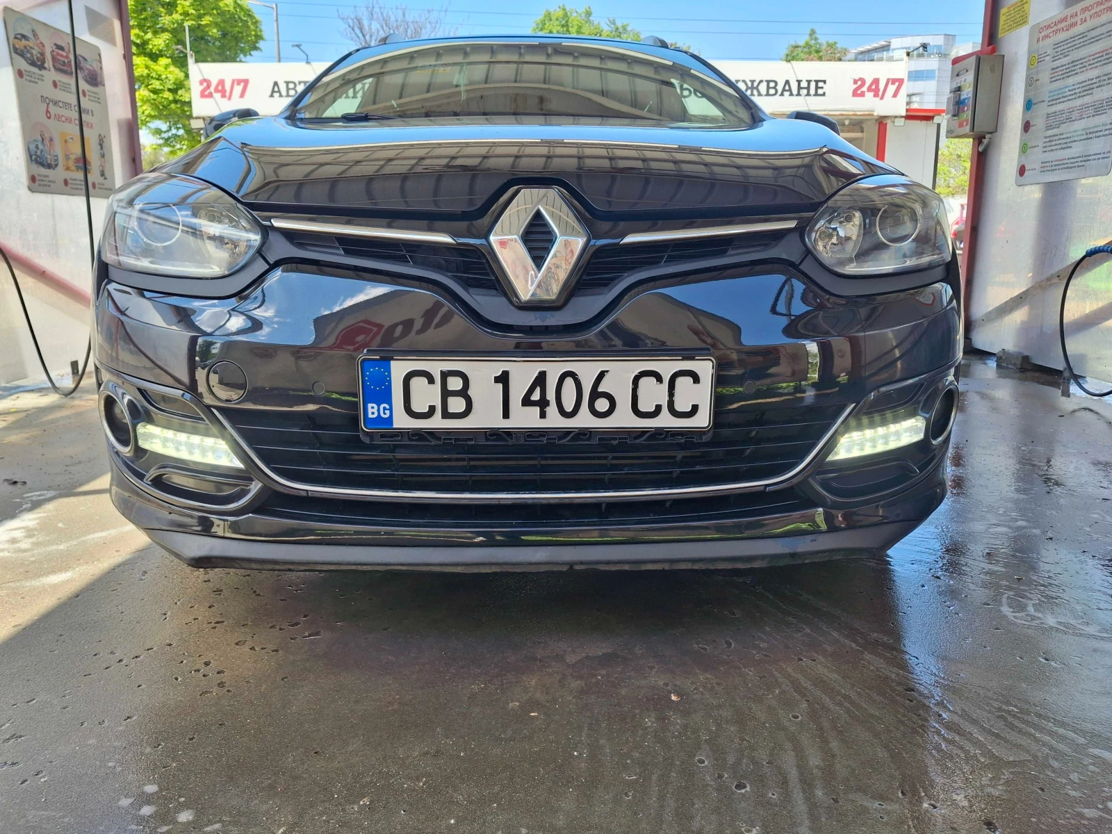 Renault Megane Автоматик, Facelift, Bose Edition, Navi, 16V, SWIS - изображение 4