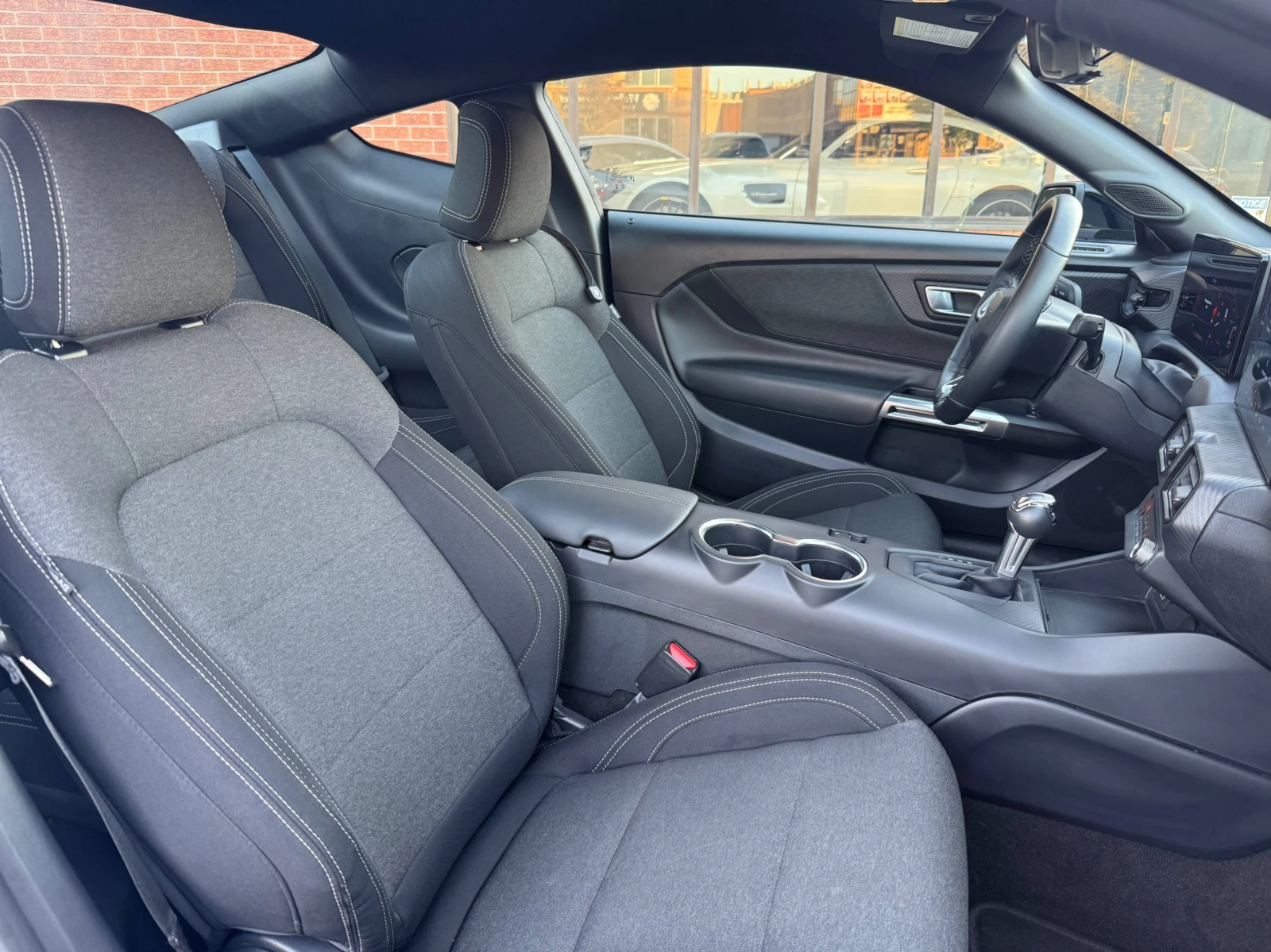 Ford Mustang 2.3 ECOBOOST  | Mobile.bg — изображение 8