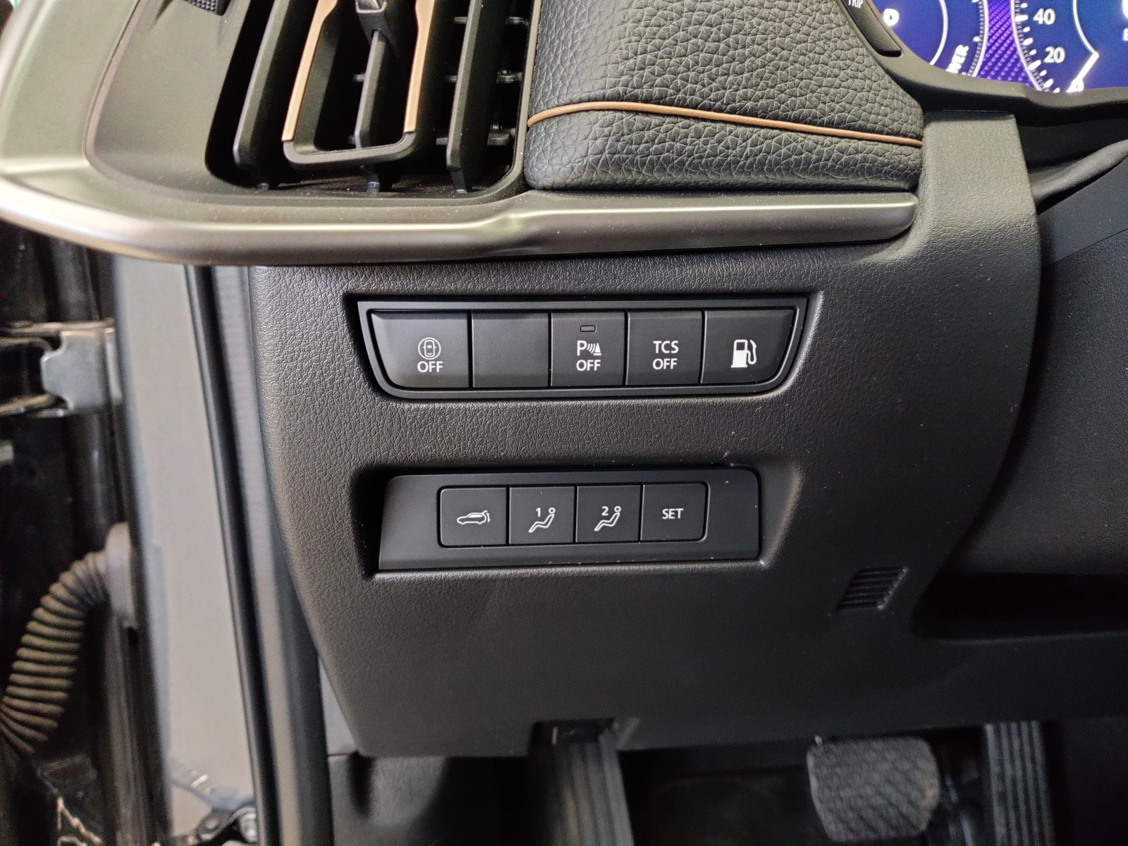 Mazda CX-60 2.5 e-Skyactiv PHEV, снимка 12 - Автомобили и джипове - 52373609