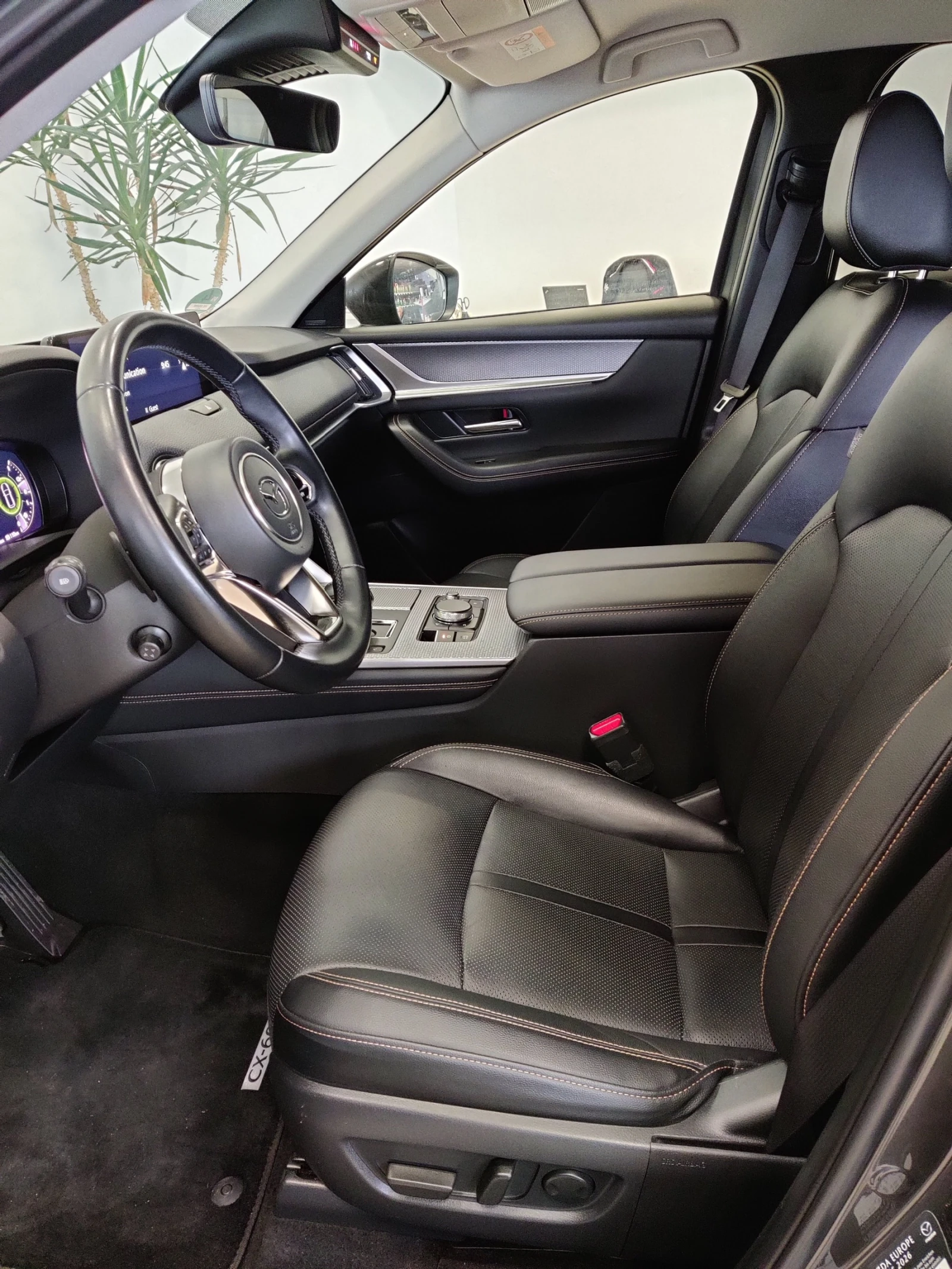 Mazda CX-60 2.5 e-Skyactiv PHEV, снимка 6 - Автомобили и джипове - 52373609