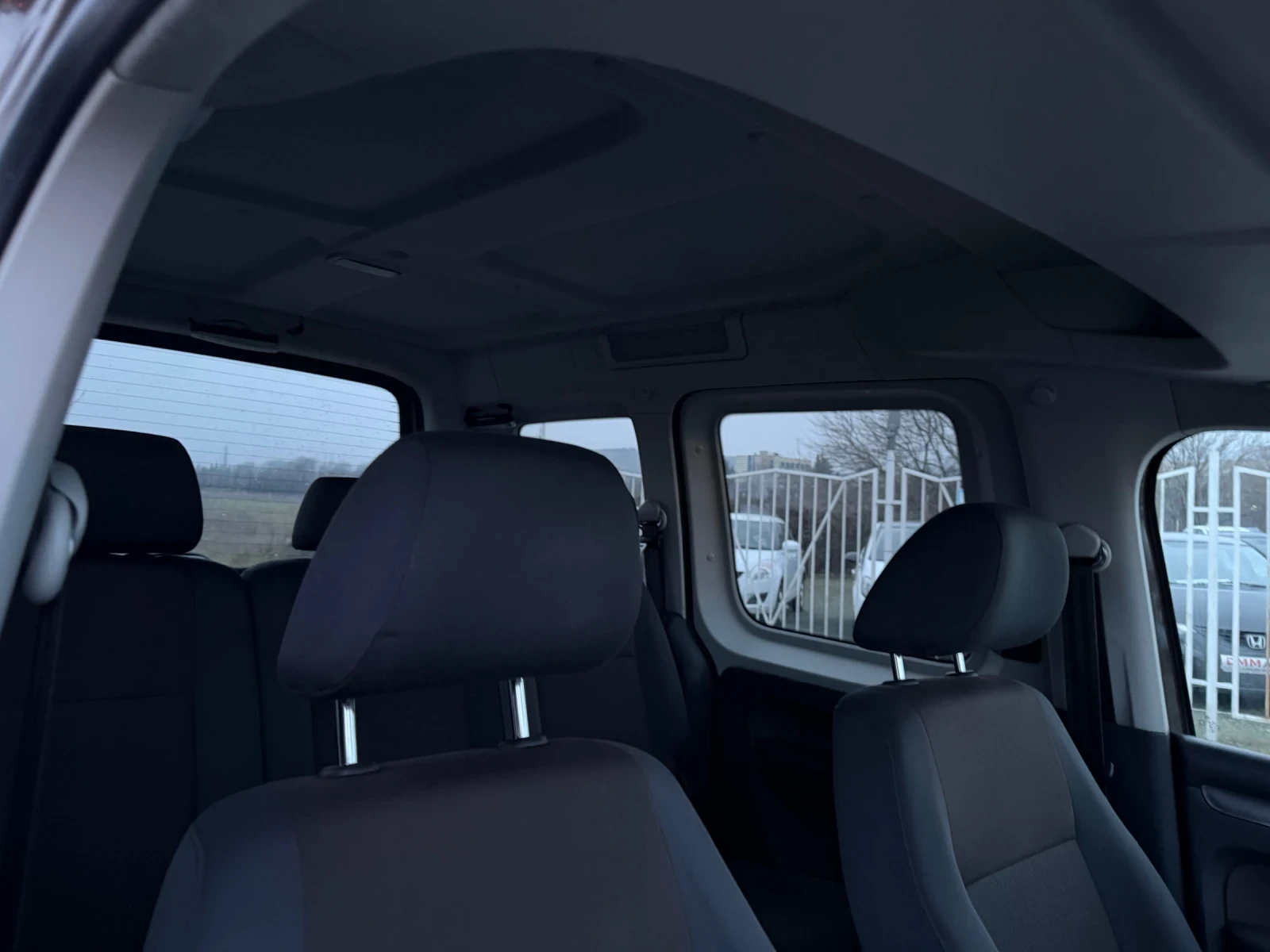 VW Caddy 2.0TDI - 140 �.� / 4�4 / ����5 | Mobile.bg � ����������� 14